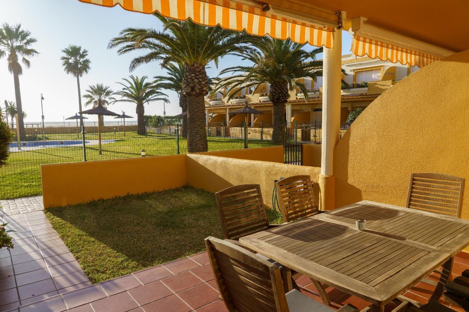 La Tortuga I, Encantador Apartamento Con Garaje En Primera Linea De Playa طريفة المظهر الخارجي الصورة